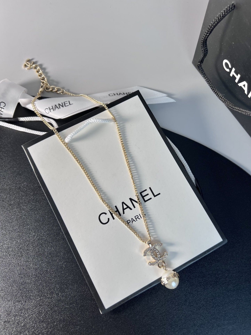 Chanel Necklaces